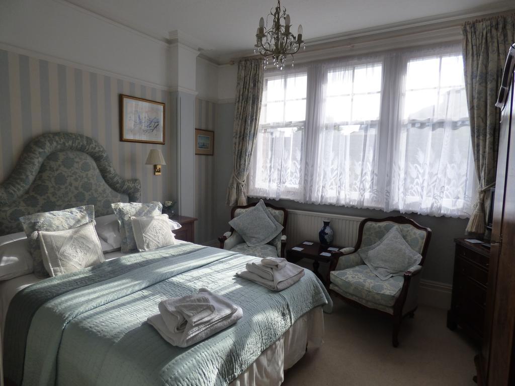 Brayscroft House Hotel Eastbourne Bagian luar foto