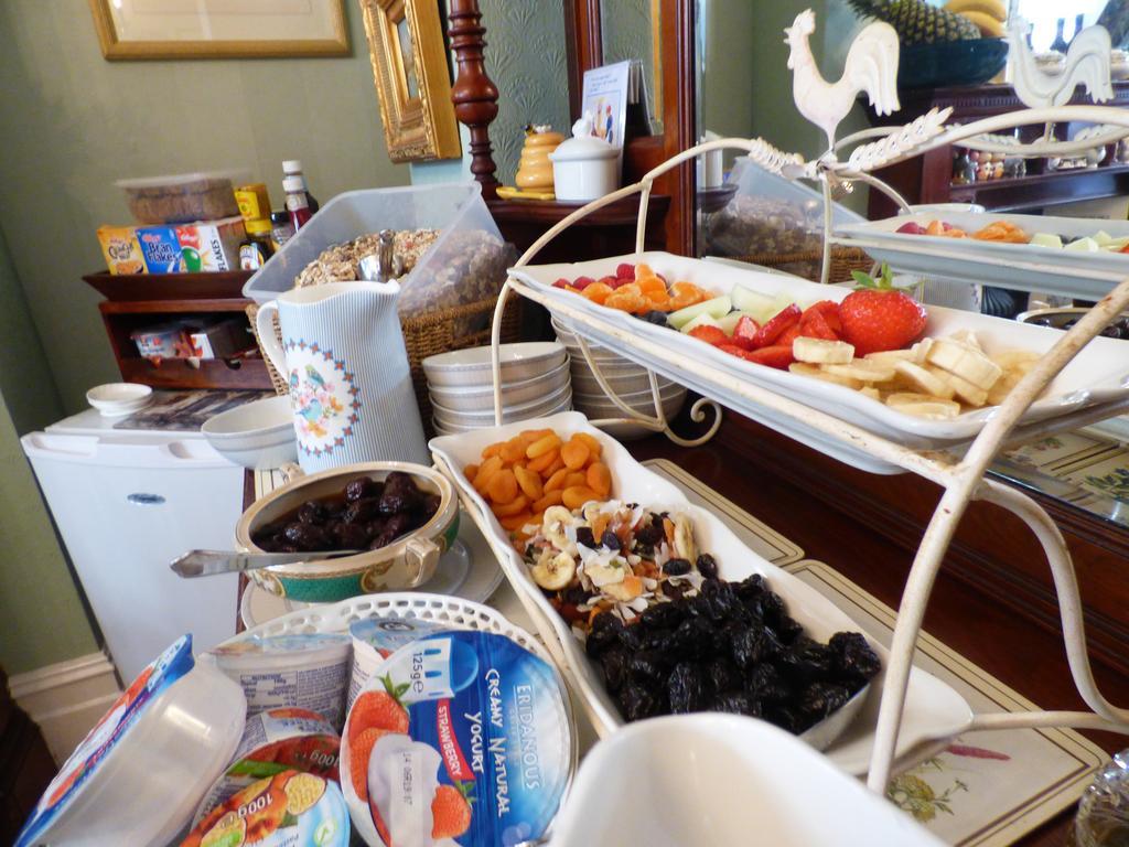 Brayscroft House Hotel Eastbourne Bagian luar foto