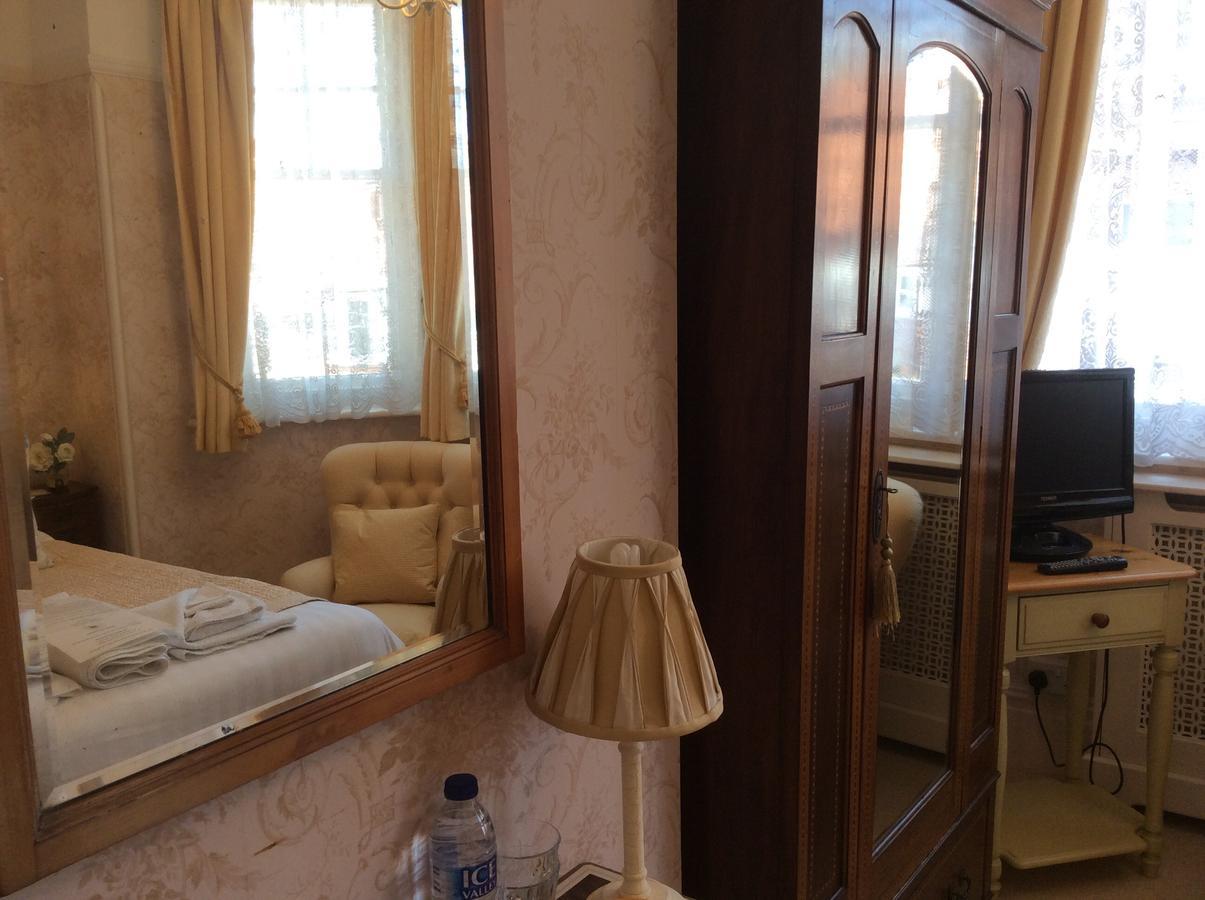 Brayscroft House Hotel Eastbourne Bagian luar foto